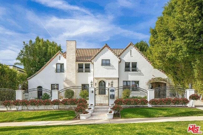 Photo - 607 N Hillcrest Rd