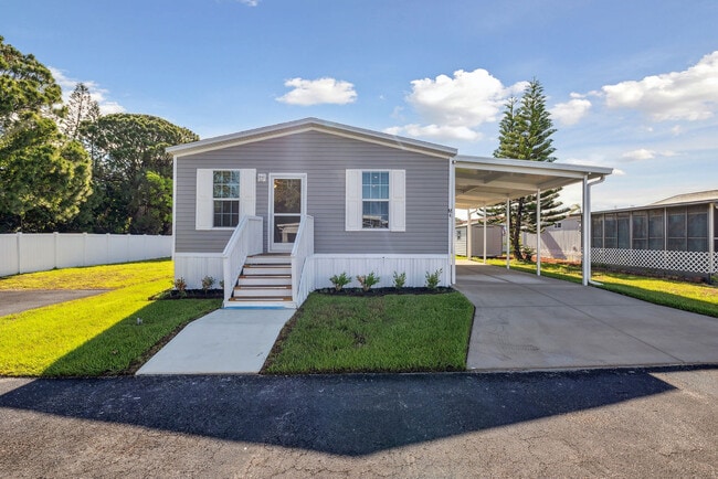 Building Photo - 5499 Blindmans Cove