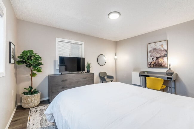 Photo - 1805 S Yakima Ave Unit ID1045869P