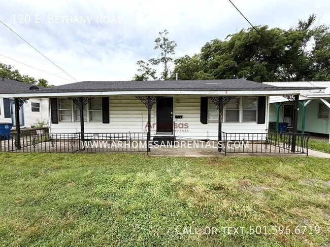 Building Photo - 120 E Bethany Rd