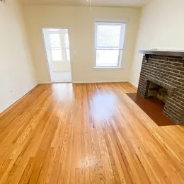 Photo - 1903 W Addison St Unit 1