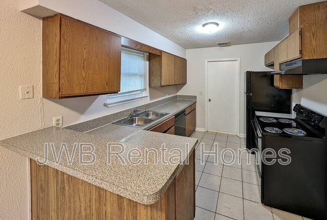 Photo - 4442 Georgetown Dr