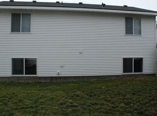 Photo - 4 bed 2 bath multi-level in Central CDA ( new carpet)