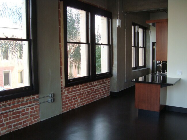 Sainte Claire Building