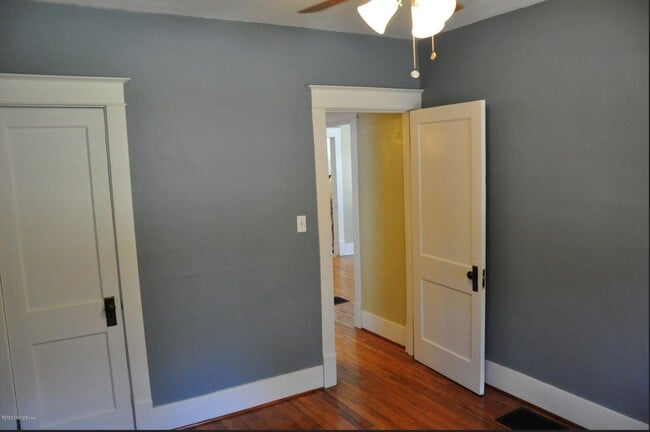 Photo - 3829 Elmwood Ave