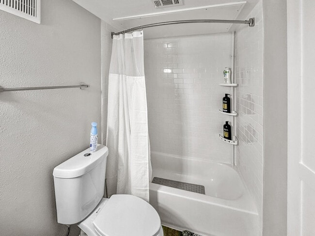 Photo - 16951 Addison Rd Unit SI ID1507124P