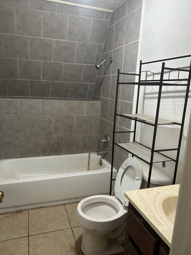 Photo - 107 Herron Dr