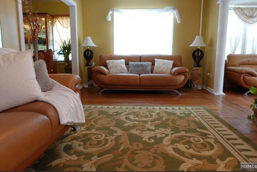 Photo - 1153 Queen Anne Rd