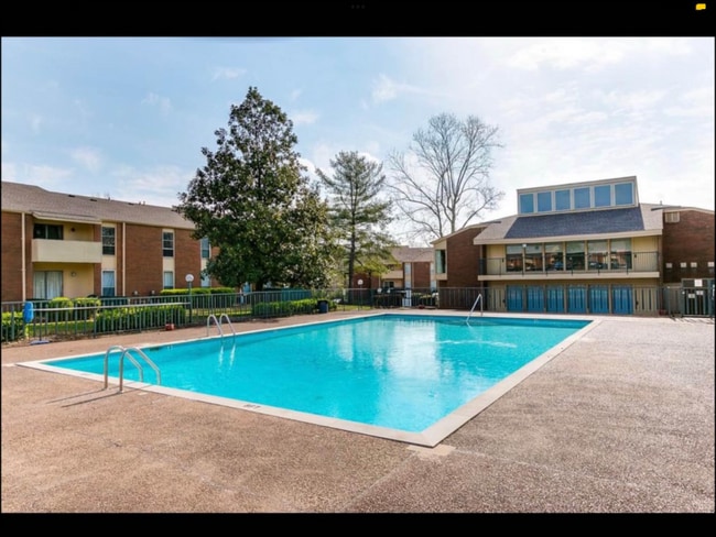 Photo - 515 Basswood Ave Unit F62