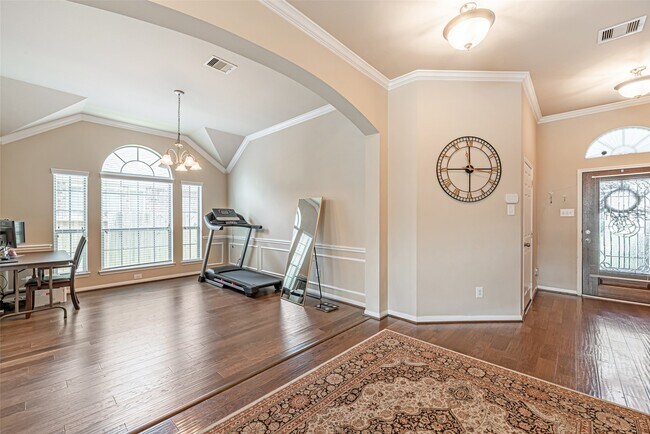 Photo - 119 Emerald Loch Ln