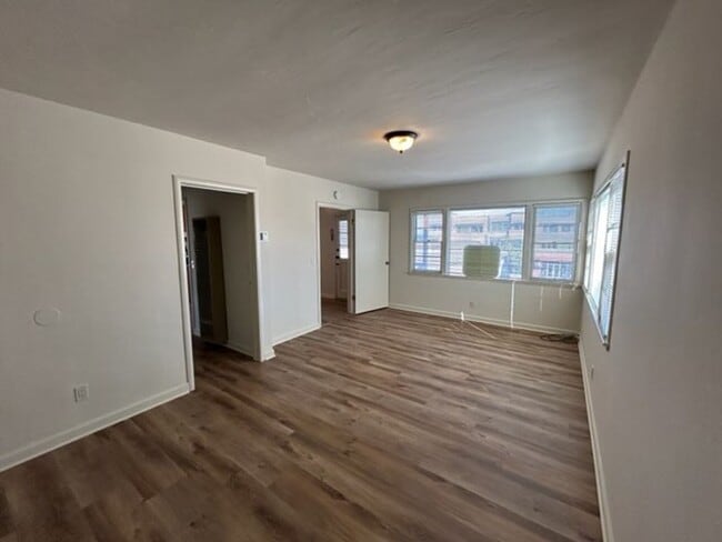 Photo - CM251L Unit 249