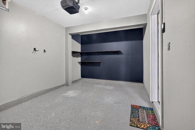 Photo - 711 Wineberry Way