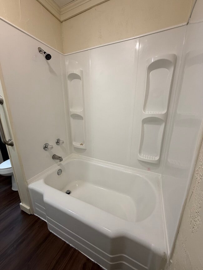 Photo - 900 S Mill St