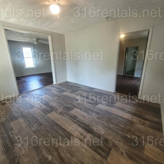 Photo - $950 - 2 bed 1 bath - Single Family Home