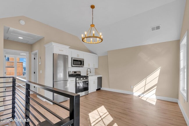 Photo - 39 Sea Drift Ave