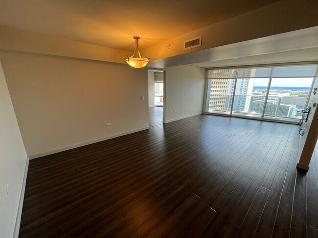 Photo - Moana Pacific (Honolulu/Ala Moana) 2 bedroom + den with central AC and 2 covered parking Unit 2004E