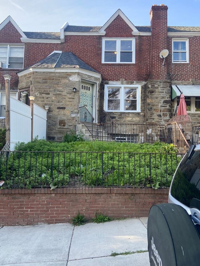 Remodeled Home - Ogontz - Remodeled Home - Ogontz