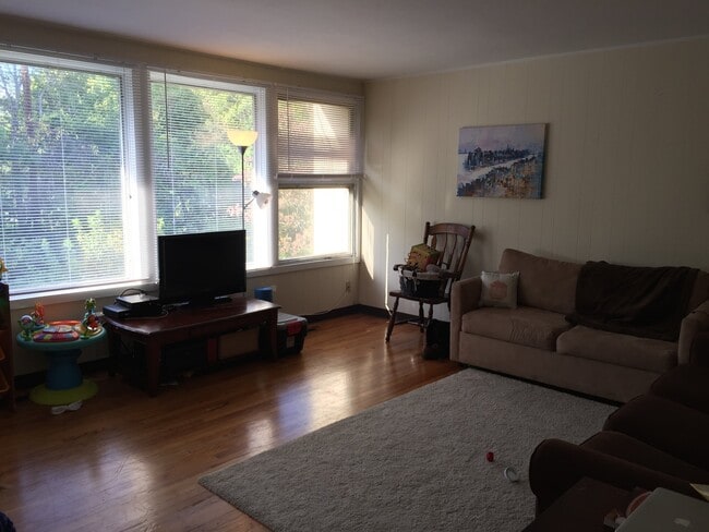 Photo - 25 George St Unit 8