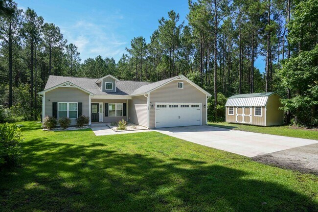 Charming 3 Bed, 2 Bath Home in Peaceful Ru... - Charming 3 Bed, 2 Bath Home in Peaceful Ru...