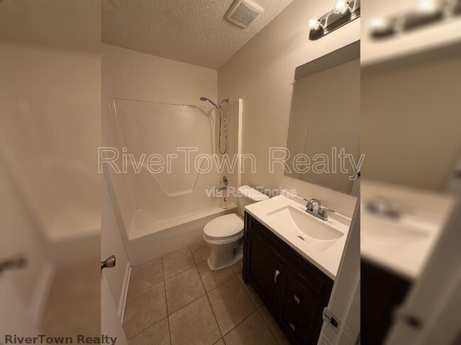 Photo - 3834 Windermere Rd