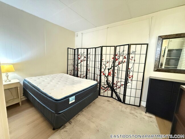 Photo - 147 Lexington St Unit 2