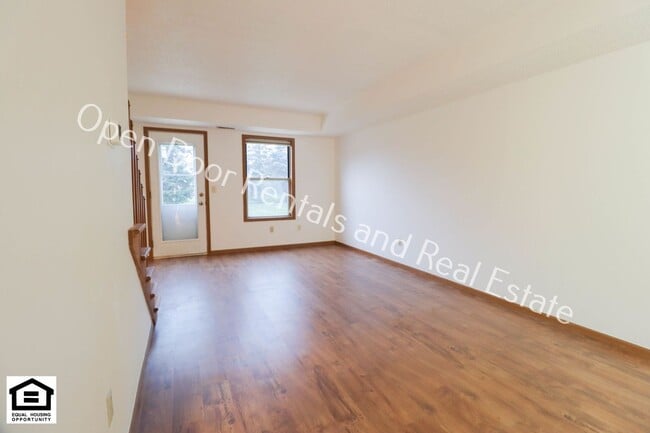 Photo - 5215/5217 Vermont Lane Unit 5215 Vermont Lane