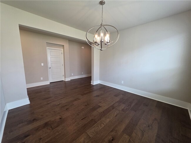 Photo - 616 Mill Pond Wy