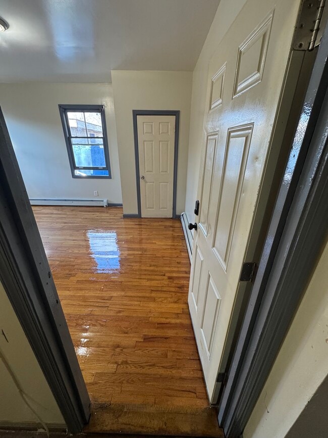 Photo - 154 Clarence St Unit 2