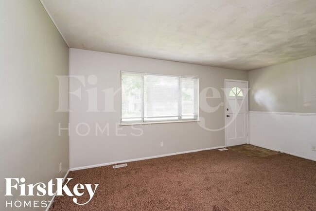 Photo - 38 Crestview Dr House