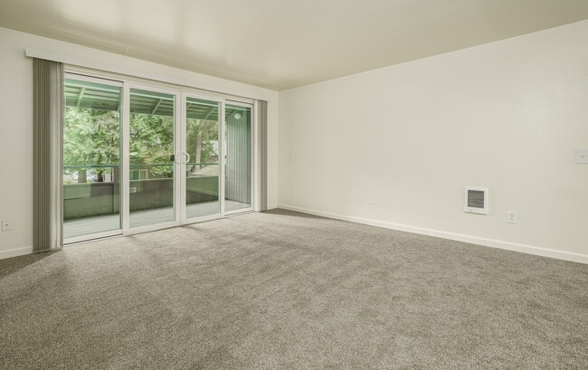 2X1L-Livingroom - Lynnwood Garden Village Apartments