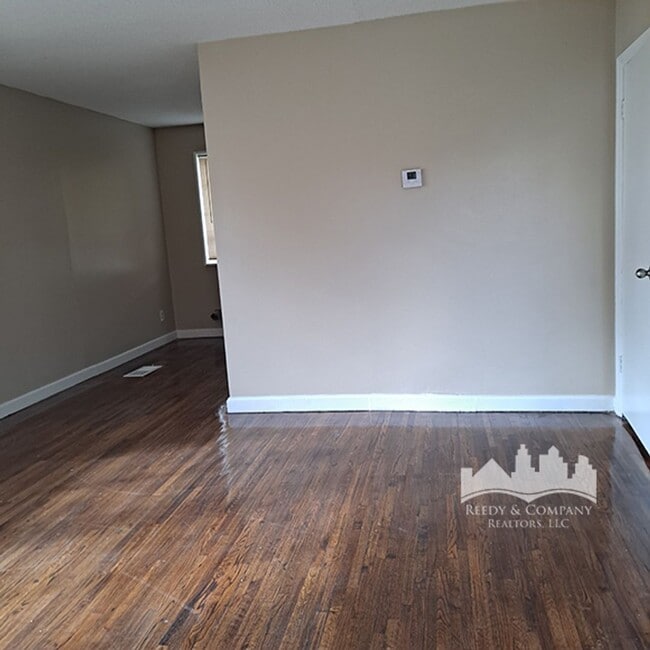 Photo - 1740 Brown Ave