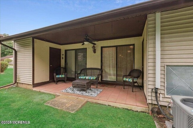 Photo - 70 Overlook Way