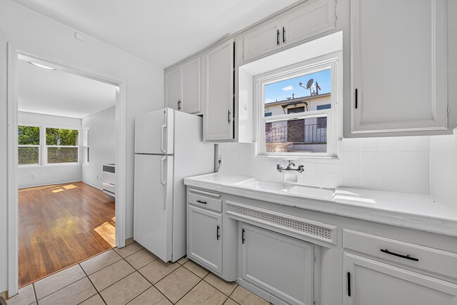 Photo - 3628 Highland Ave