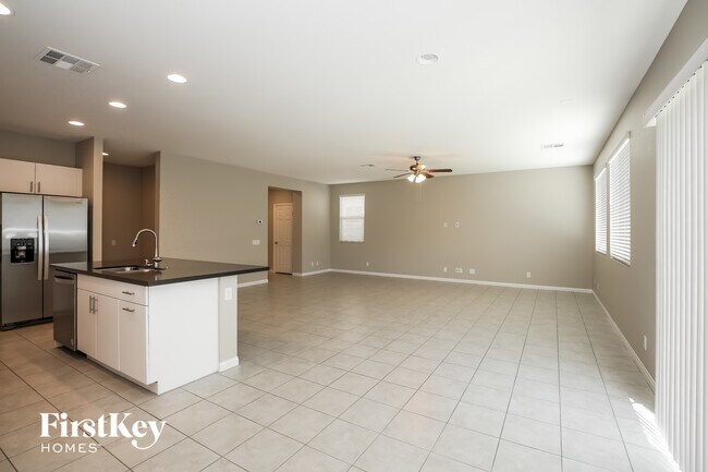 Photo - 4551 E Wyncrest Ave