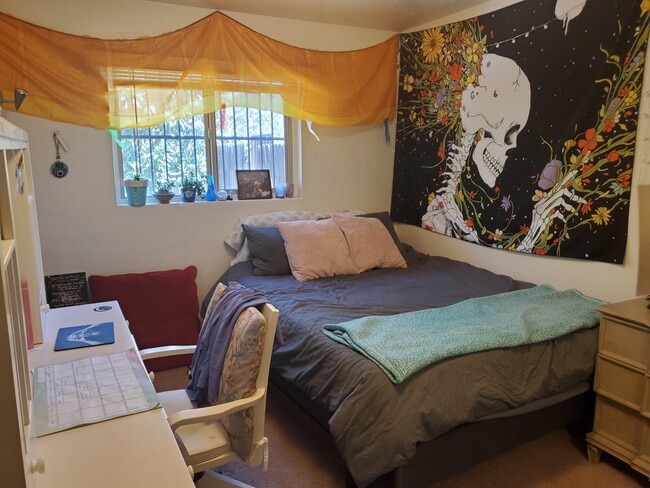 Photo - 1420 E Adams St Unidad #1 - 4 bedroom