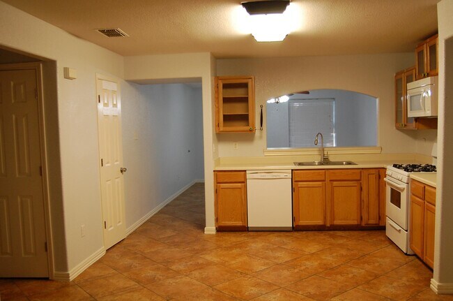 Photo - 11118 Don Tomas Loop