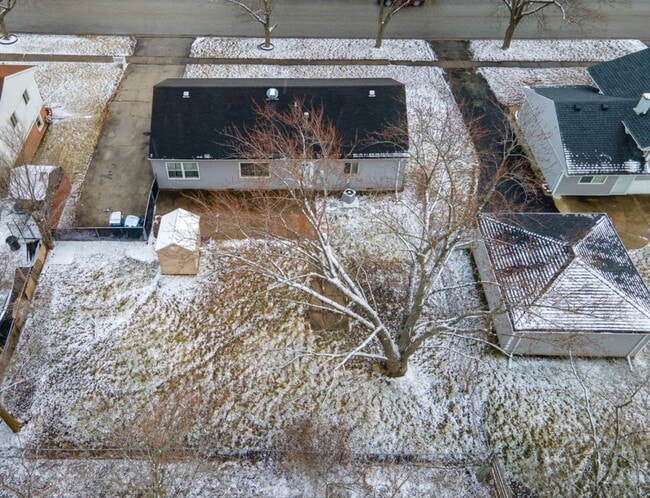 Photo - Charming 4-Bedroom Ranch in Sauk Village