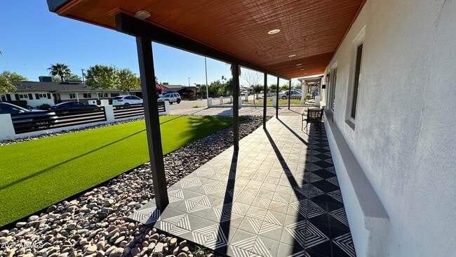 Photo - 222 E Southgate Ave