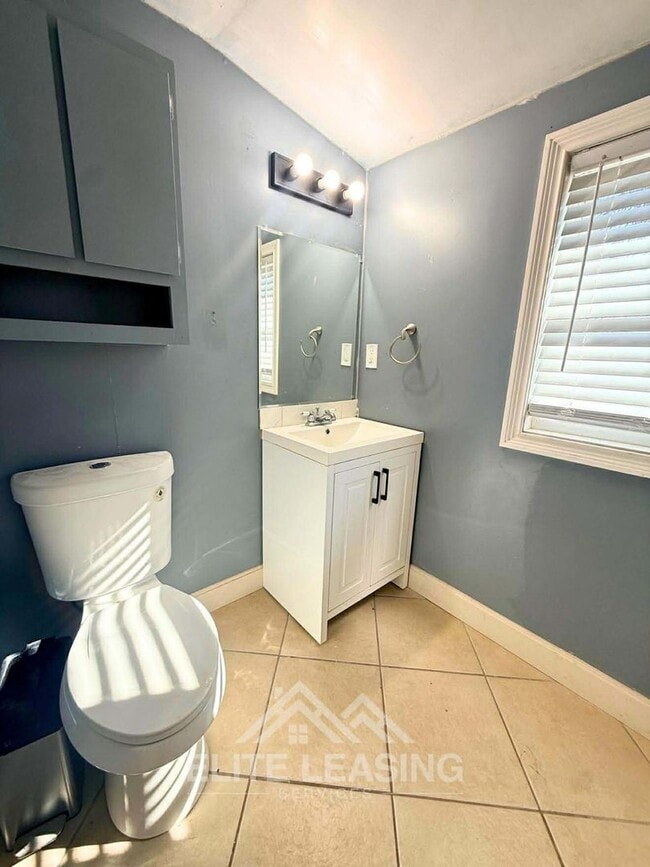 Photo - 1 Bedroom | 1 Bathroom | Bonus Room | Garage