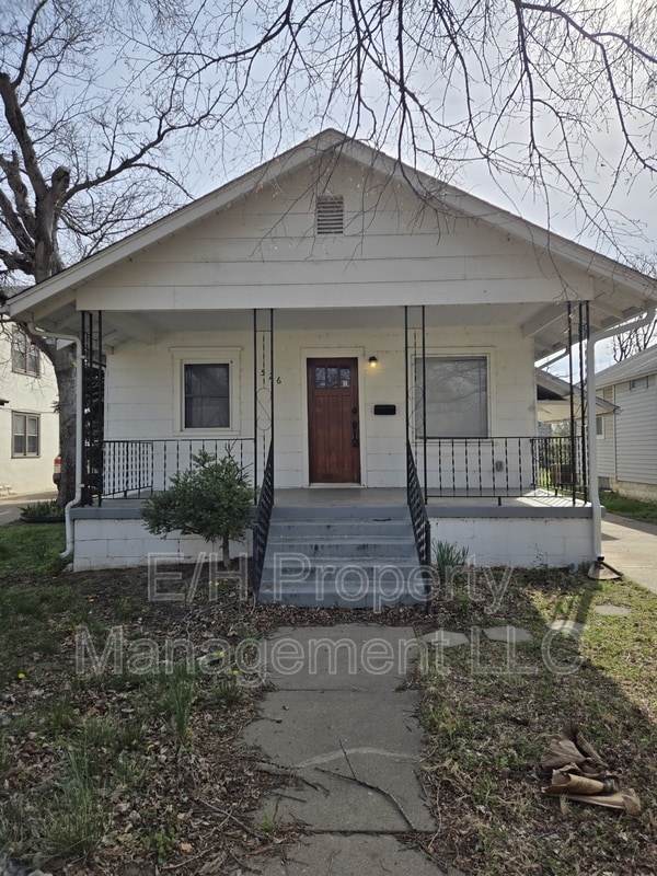 Building Photo - 526 N Martinson Ave