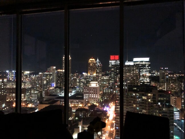 View from Living Room - 855 Peachtree St NE Unidad 2702