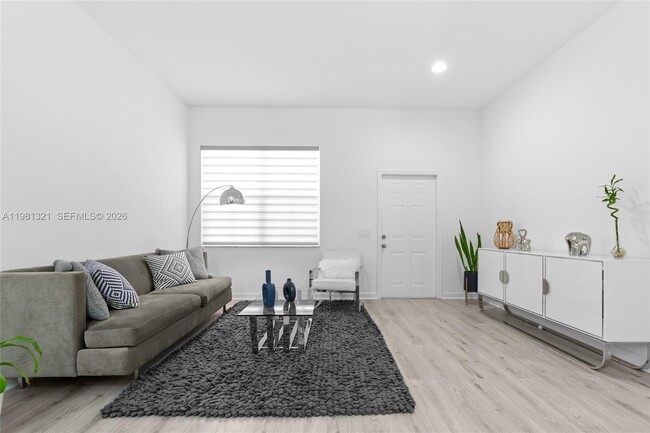 Photo - 625 Bald Cypress Rd