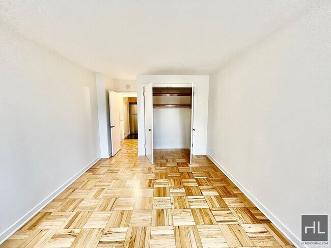 Photo - East 79th Street Unit 11B