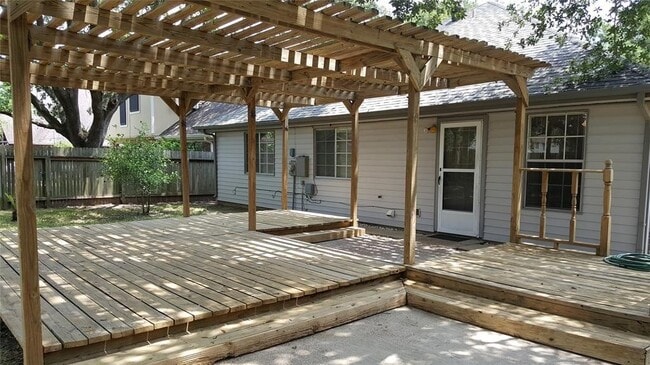 Photo - 16826 Tranquil Dr