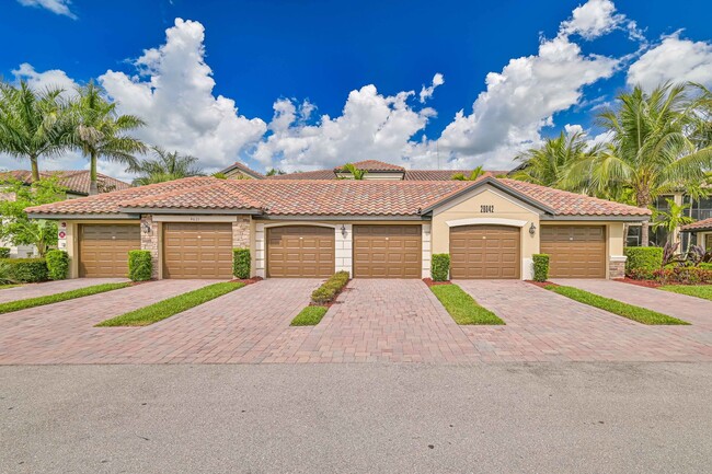 **2 + Den Condo - 1 Car garage - Fully Fur... - **2 + Den Condo - 1 Car garage - Fully Fur... Unidad 4622
