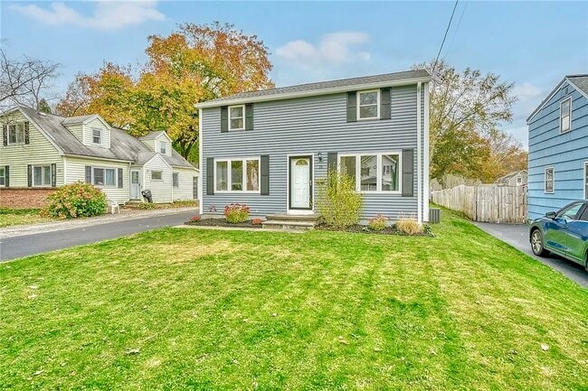 Photo - 78 Kimbark Rd