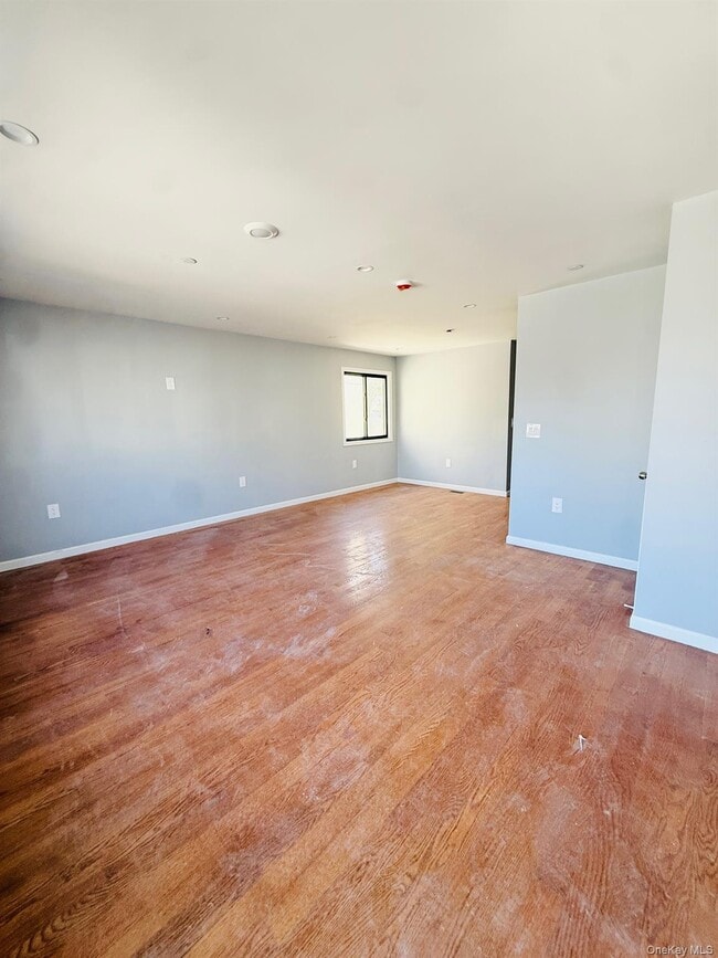 Photo - 139-18 Lakewood Ave Unit 1F