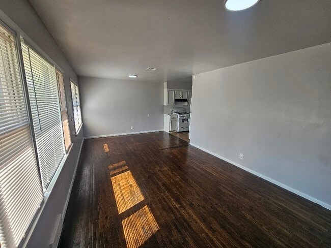 Photo - 1919 W 46th Pl