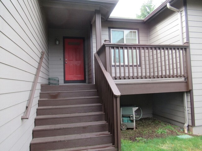 Photo - Large 4 Bedroom South