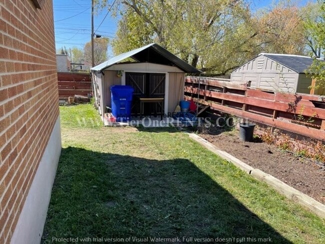 Photo - This property offers a NO DEPOSIT option available for qualified renters!